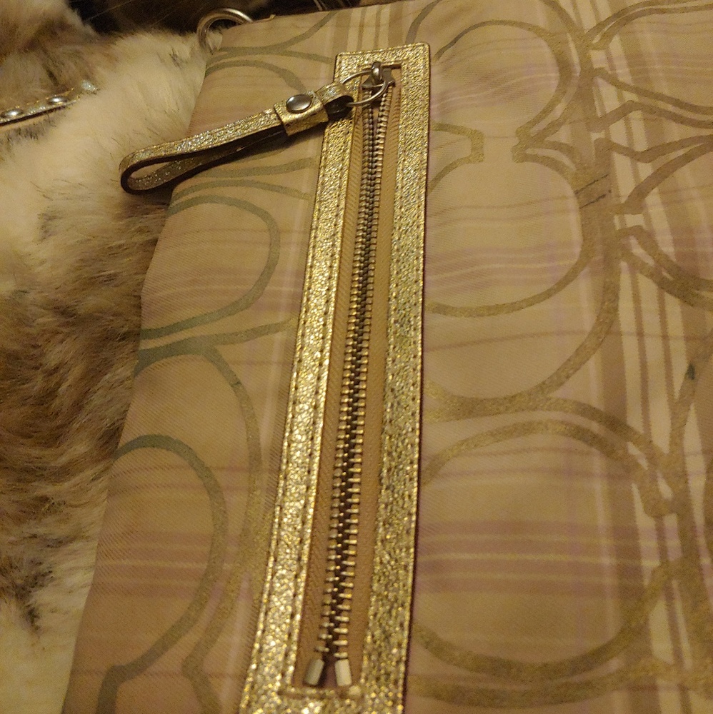 Coach lavender and beige plaid pag - Picture 5 of 6